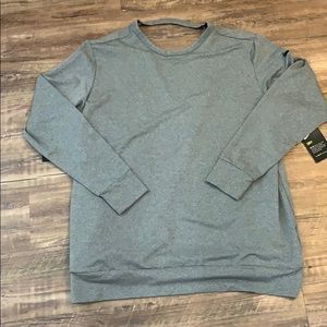 Nike l/s top. Medium NWT